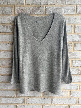 Angela Mara Dolman Long Sleeve V-neck Wool Blend Gray Sweater Women's Size S.
